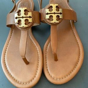 Tory Burch tan/brown Thong Sandals size 7